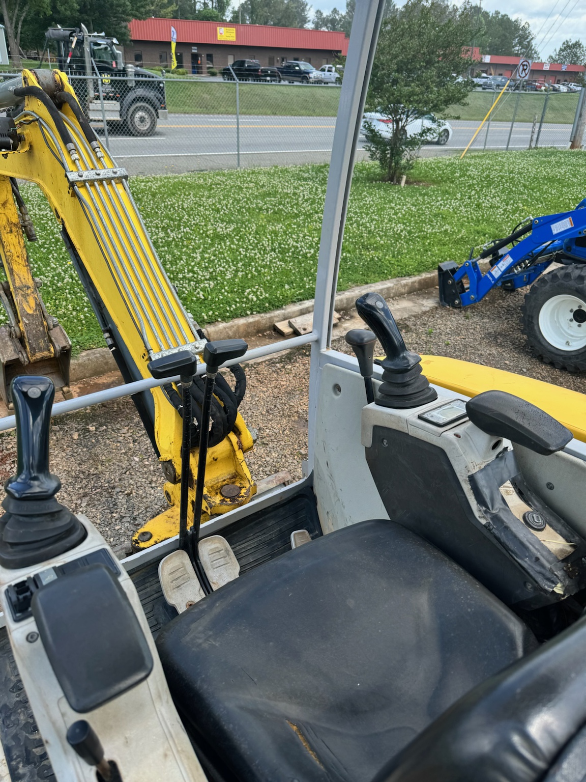 2015 Wacker Neuson EZ28 Image 10