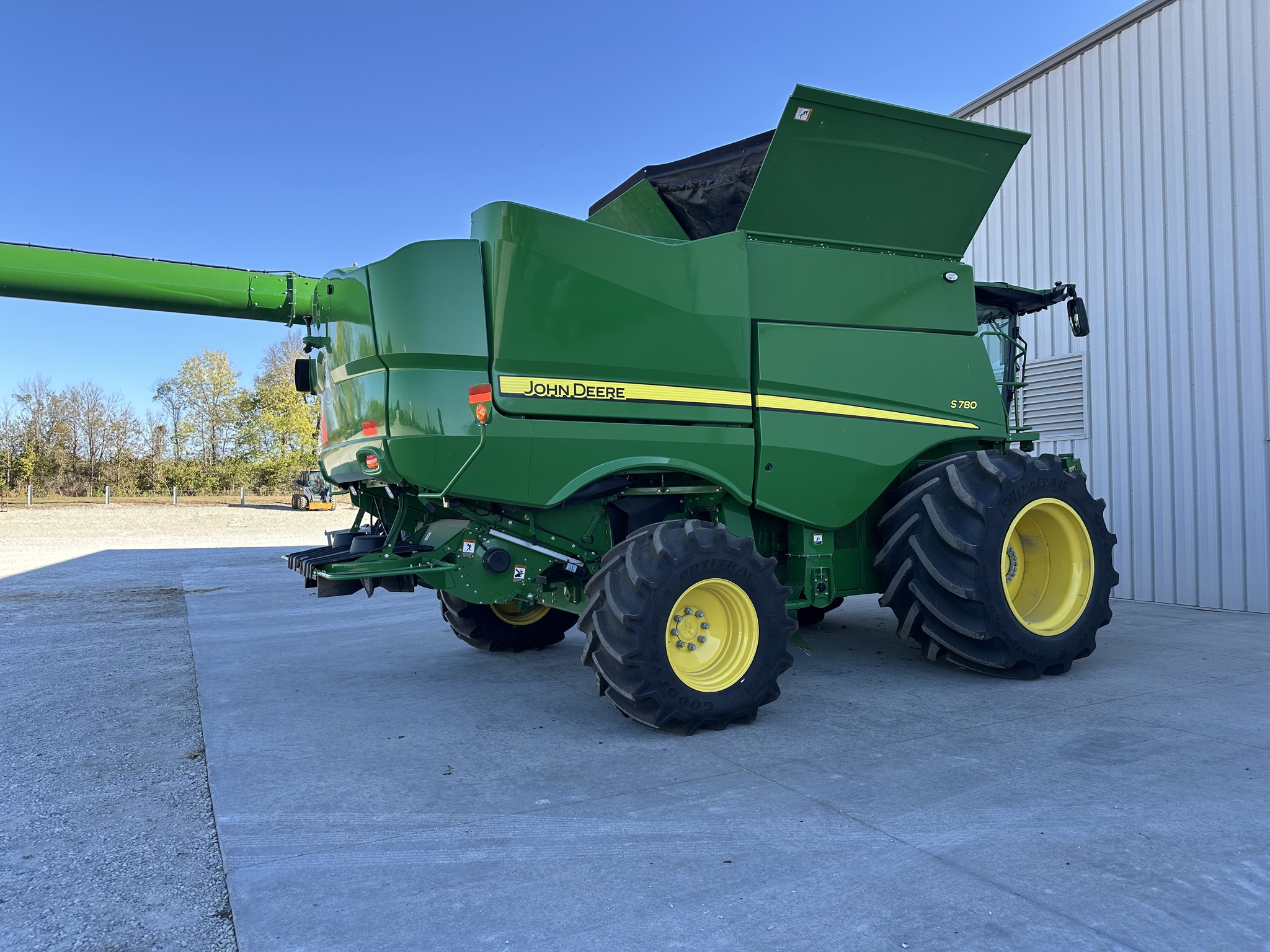 2024 John Deere S780 Image 2