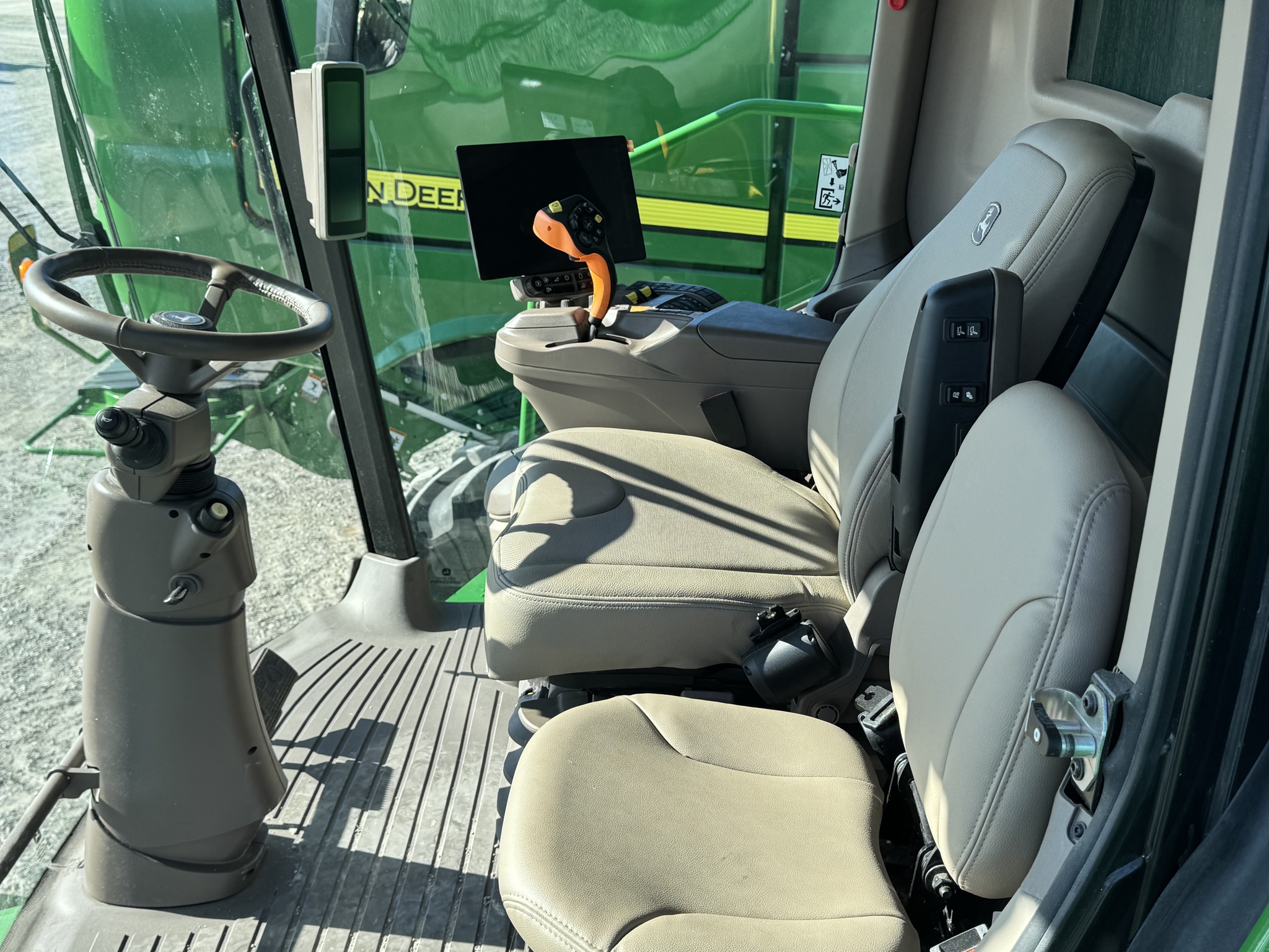 2024 John Deere S780 Image 9