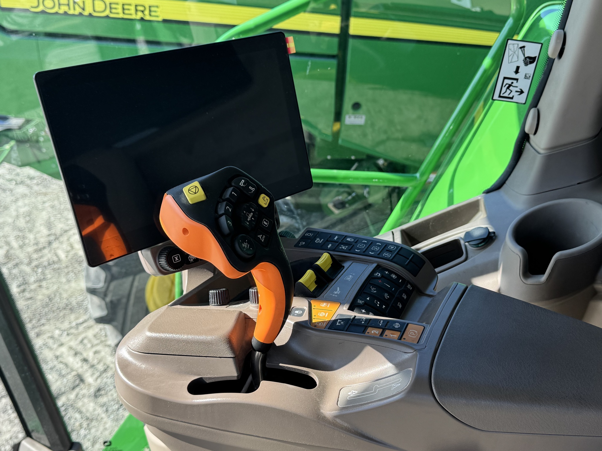 2024 John Deere S780 Image 19