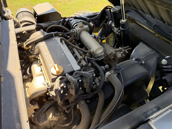 2024 John Deere XUV 835R - Photo19