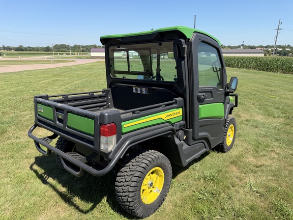 2024 John Deere XUV 835R - Photo3