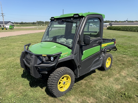 2024 John Deere XUV 835R - Photo7