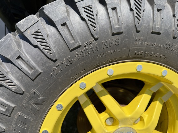 2024 John Deere XUV 835R - Photo9