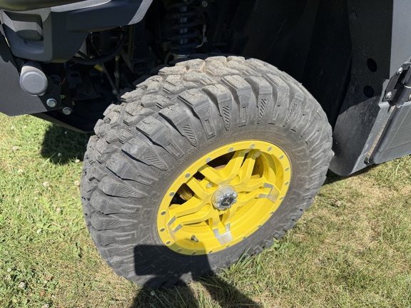 2024 John Deere XUV 835R - Photo10