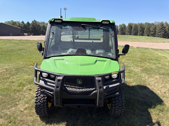 2024 John Deere XUV 835R - Photo8