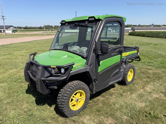 2024 John Deere XUV 835R - Photo7