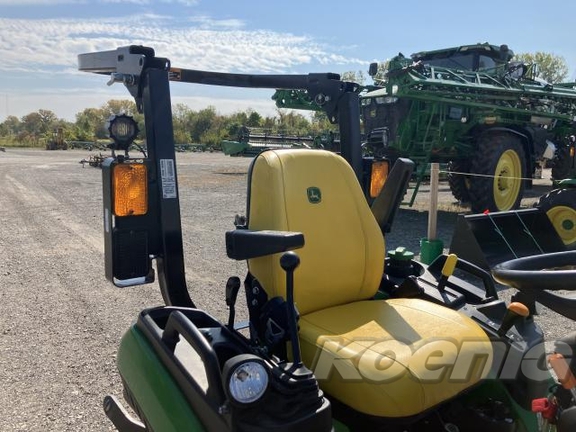 Used 2022 John Deere 2025R Compact Utility Tractors at Koenig Equipment in Germantown, OH - Photo7