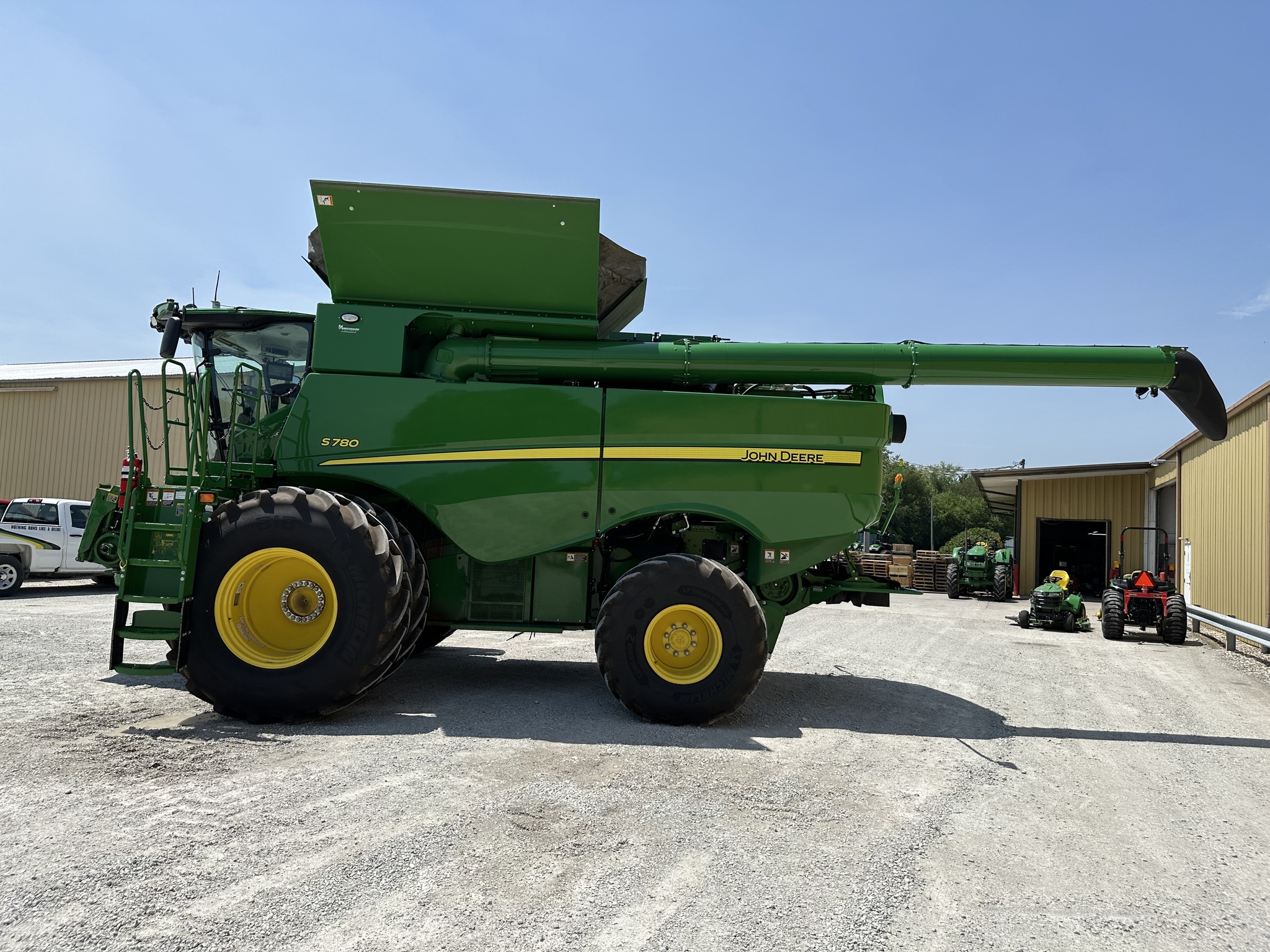 2024 John Deere S780 Image 6
