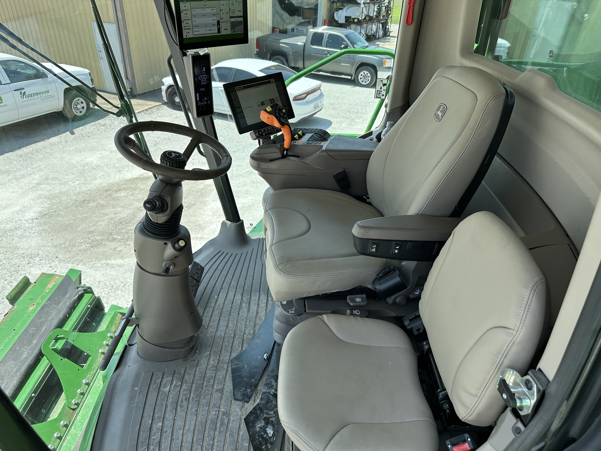 2024 John Deere S780 Image 9