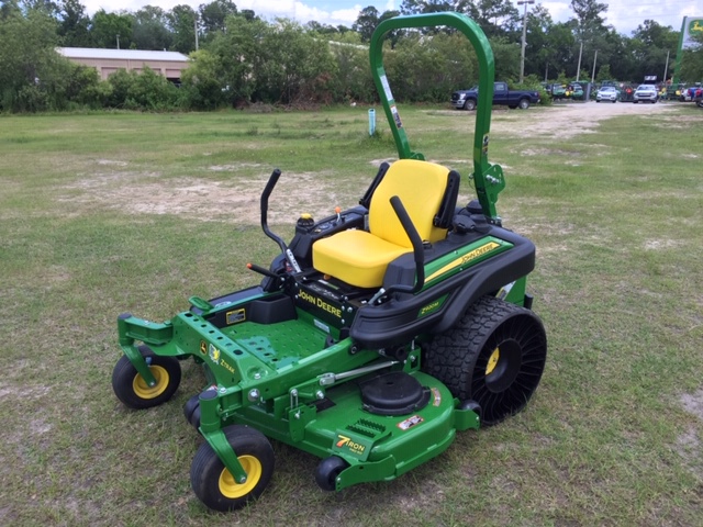 2025 John Deere Z920M Image 1