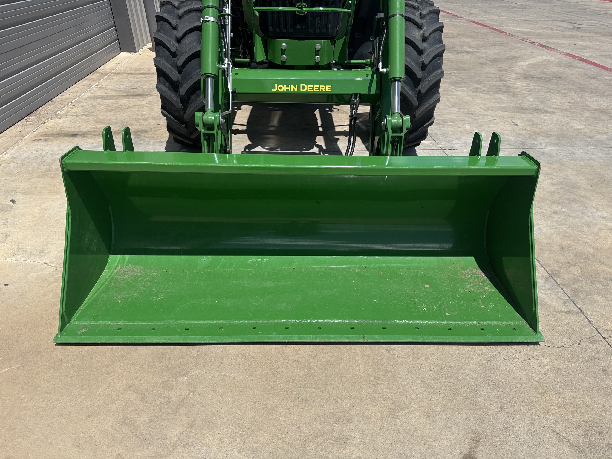 2023 John Deere 6110M Image 23