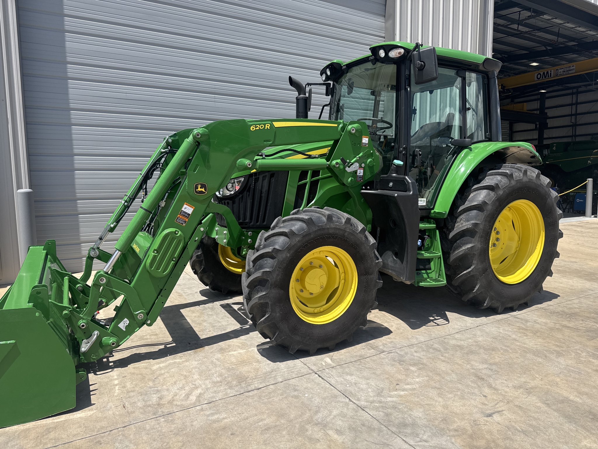 2023 John Deere 6110M Image 2