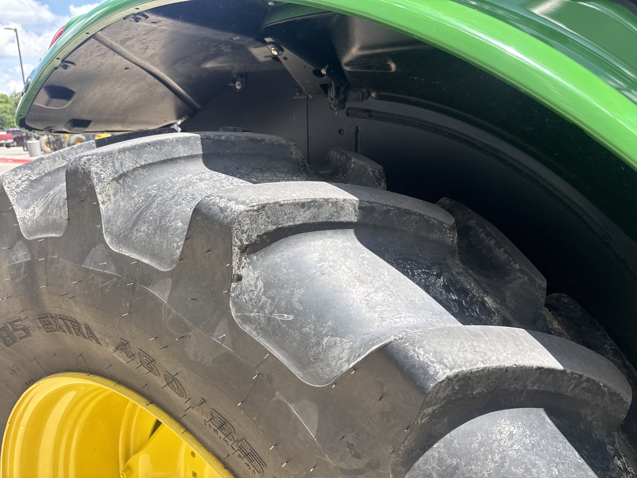 2023 John Deere 6110M Image 24