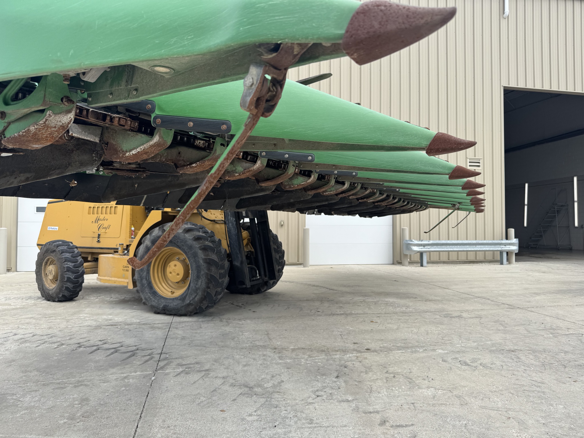 2014 John Deere 612C StalkMaster Image 16