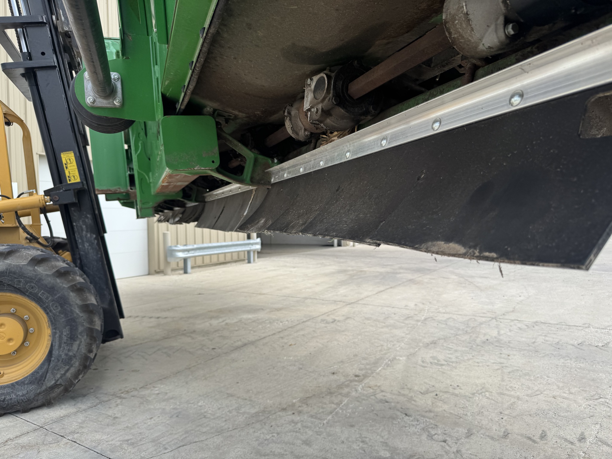 2014 John Deere 612C StalkMaster Image 17
