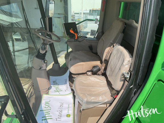 Photo of 2022 John Deere S780