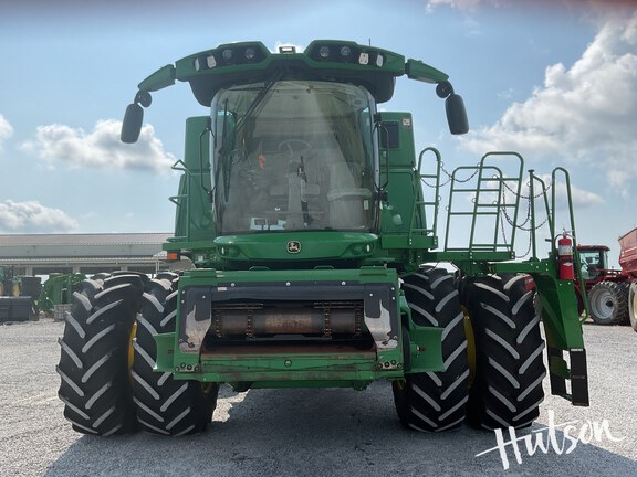 Photo of 2022 John Deere S780
