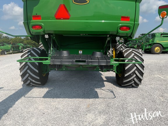 Photo of 2022 John Deere S780