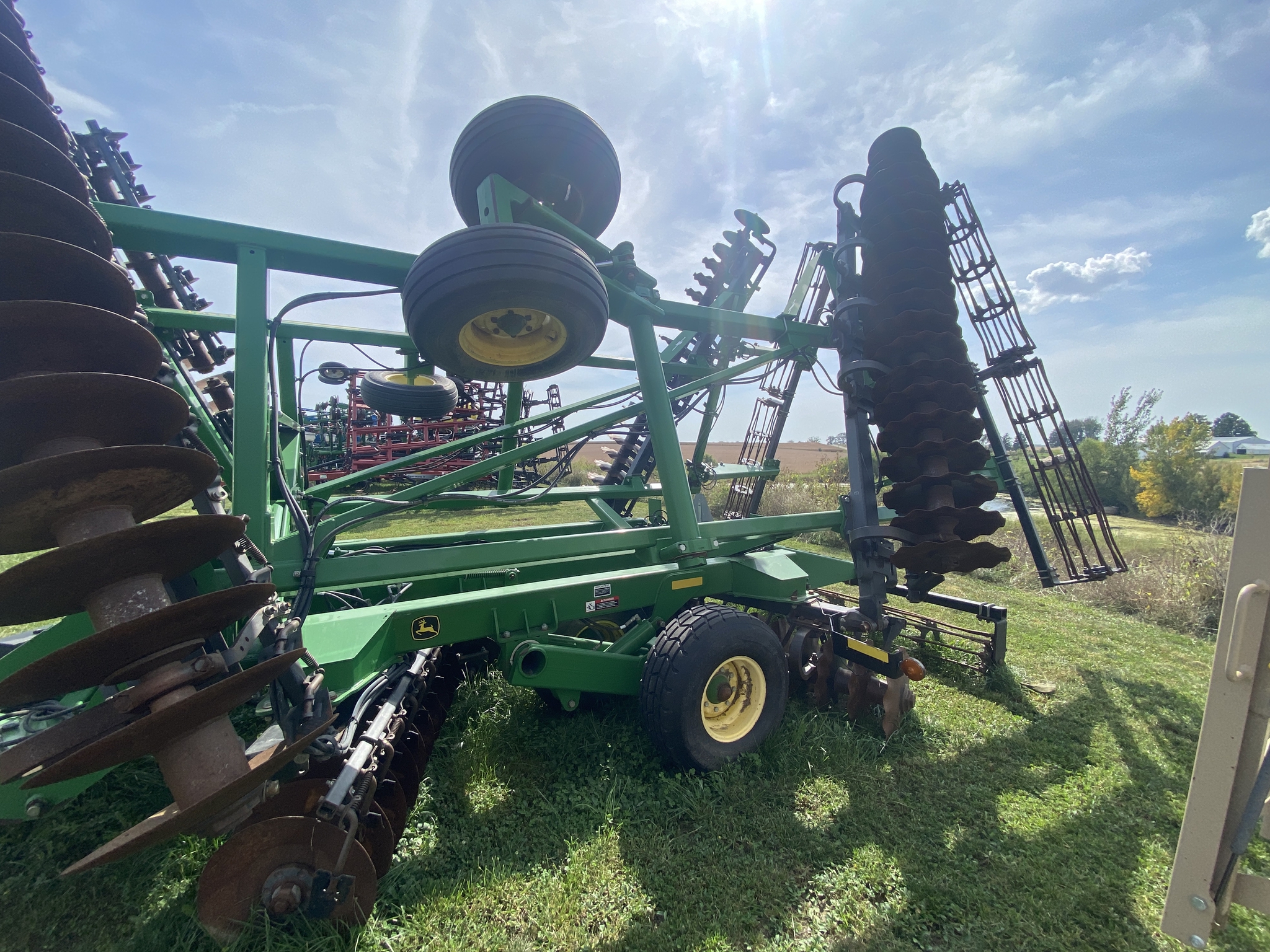 2013 John Deere 2623VT Image 8