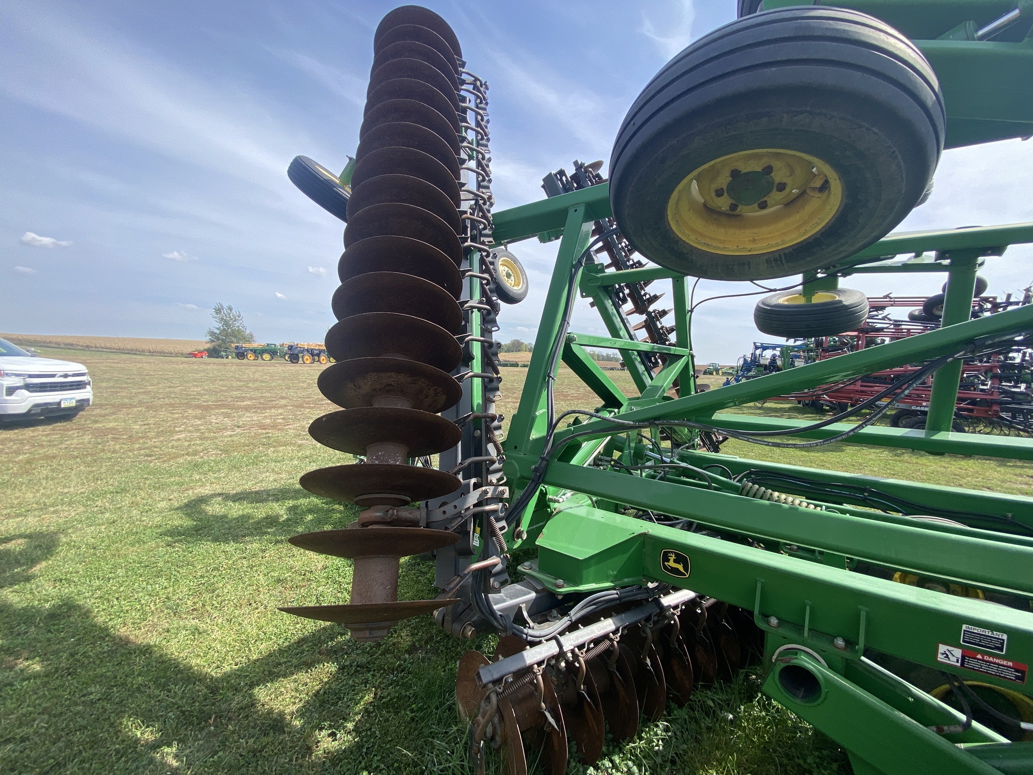 2013 John Deere 2623VT Image 11