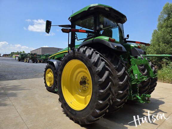 Photo of 2024 John Deere 8R 250