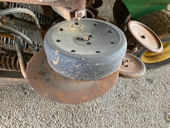 2005 John Deere 1890