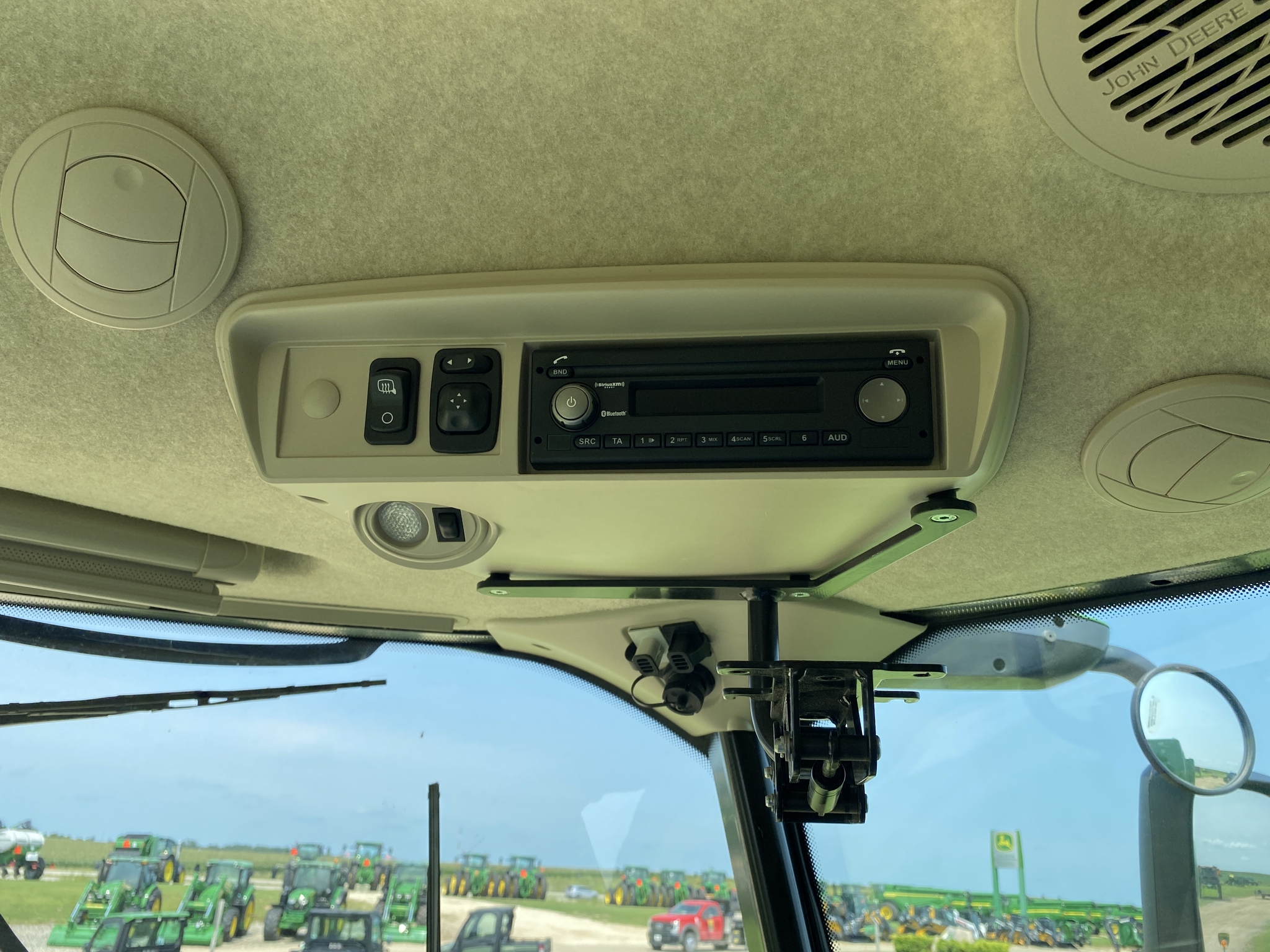 2021 John Deere S760 Image 14