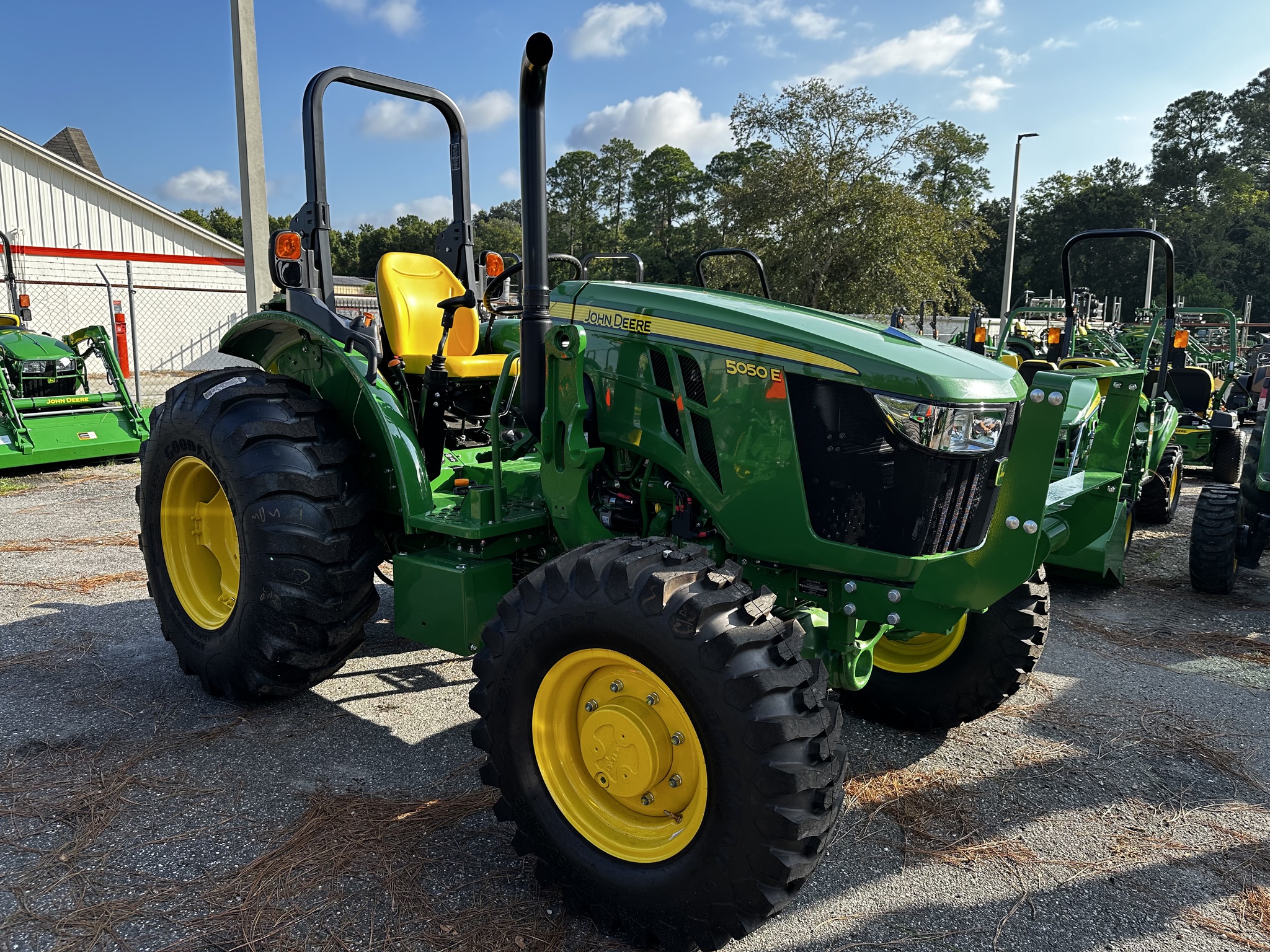 2025 John Deere 5050E Image 3