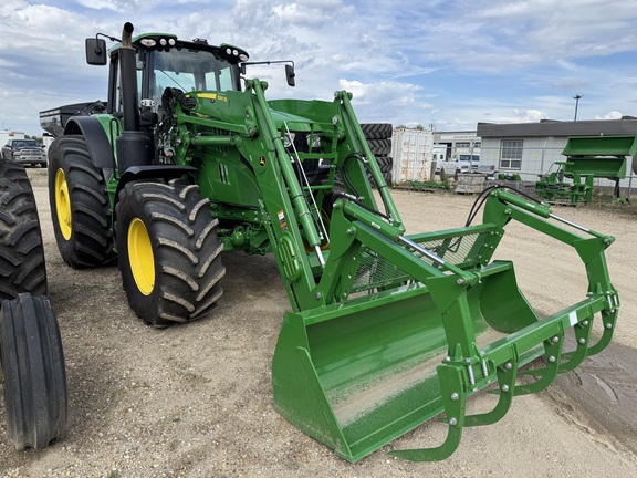 Used 2023 John Deere 6175M Row Crop Tractors at Horizon Ag & Turf in Mayerthorpe, AB - Photo2