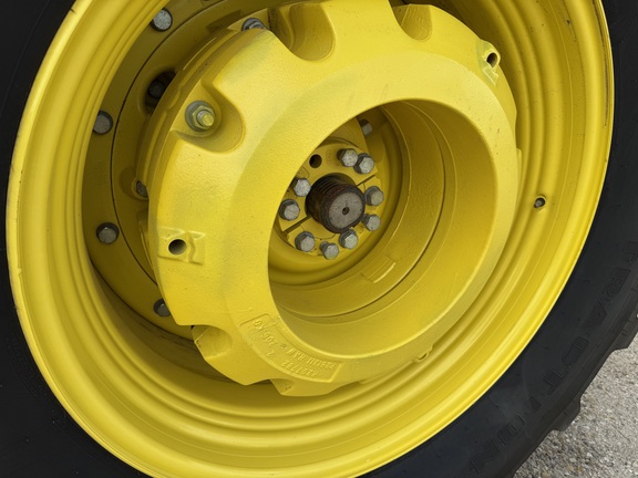 Used 2023 John Deere 6175M Row Crop Tractors at Horizon Ag & Turf in Mayerthorpe, AB - Photo11