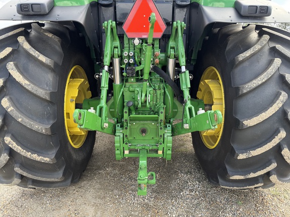 Used 2023 John Deere 6175M Row Crop Tractors at Horizon Ag & Turf in Mayerthorpe, AB - Photo4