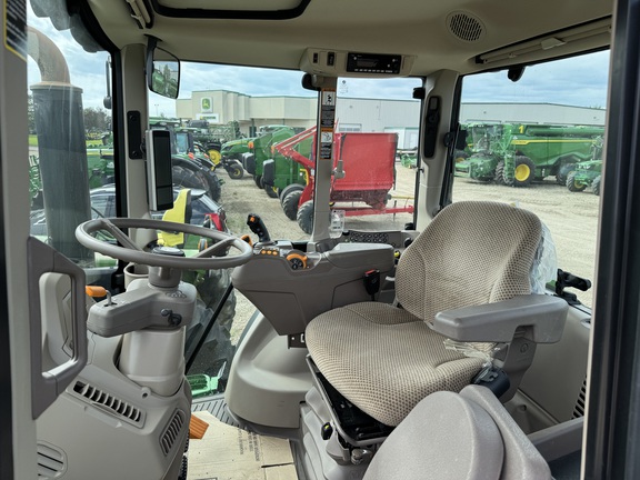 Used 2023 John Deere 6175M Row Crop Tractors at Horizon Ag & Turf in Mayerthorpe, AB - Photo6