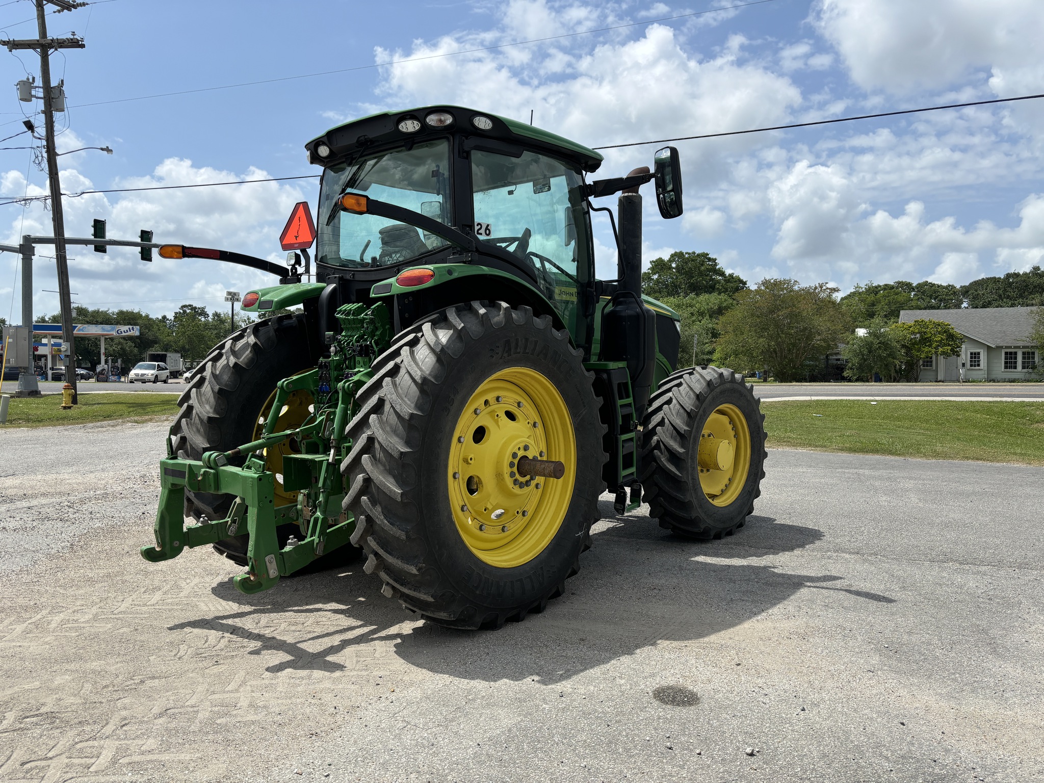 2022 John Deere 6R 230 Image 6