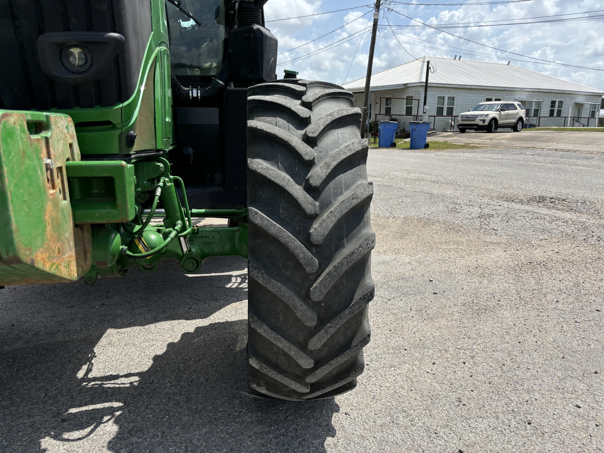 2022 John Deere 6R 230 Image 10