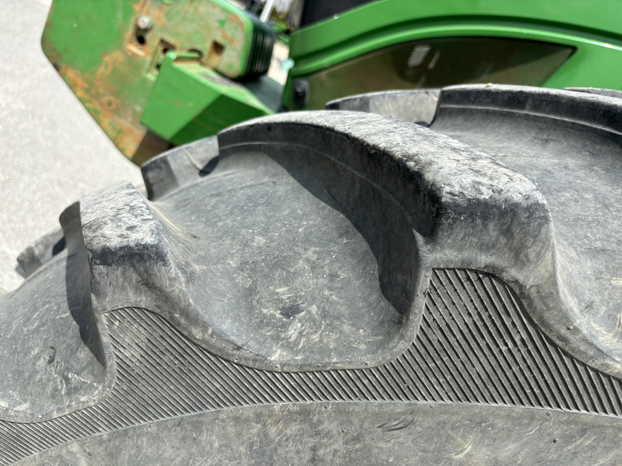 2022 John Deere 6R 230 Image 13