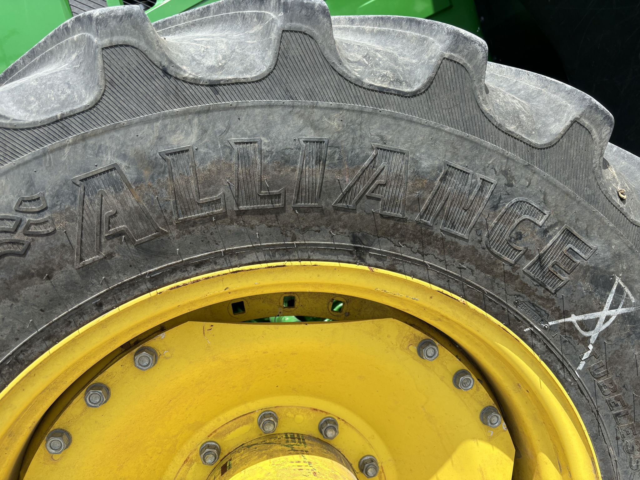 2022 John Deere 6R 230 Image 11