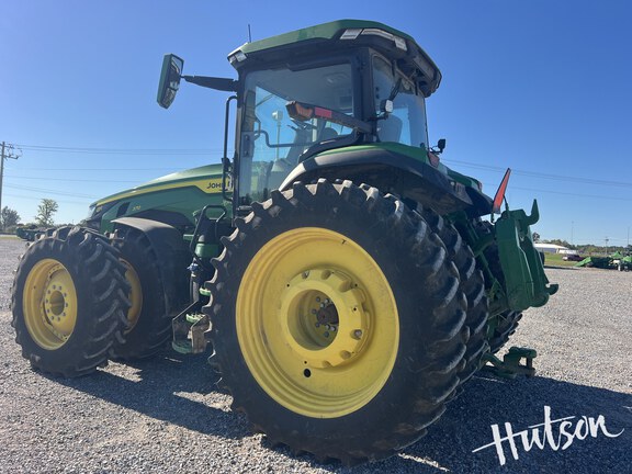 Photo of 2024 John Deere 8R 370