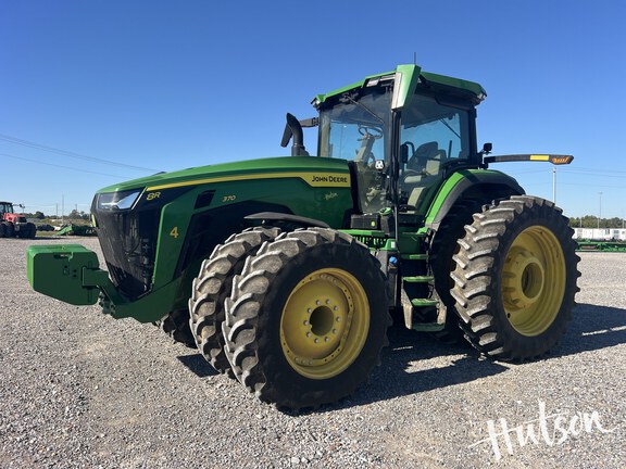 Photo of 2024 John Deere 8R 370