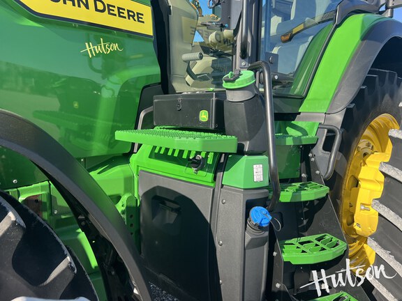 Photo of 2024 John Deere 8R 370