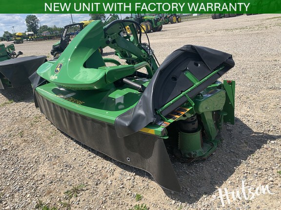 Photo of 2023 John Deere F350M