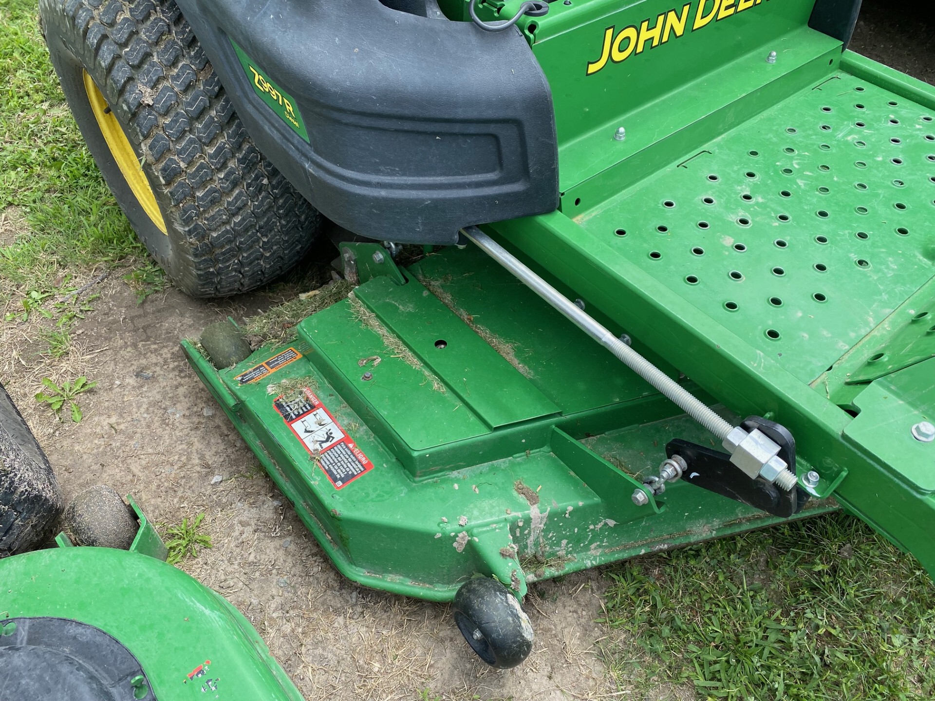 2019 John Deere Z997R Image 8