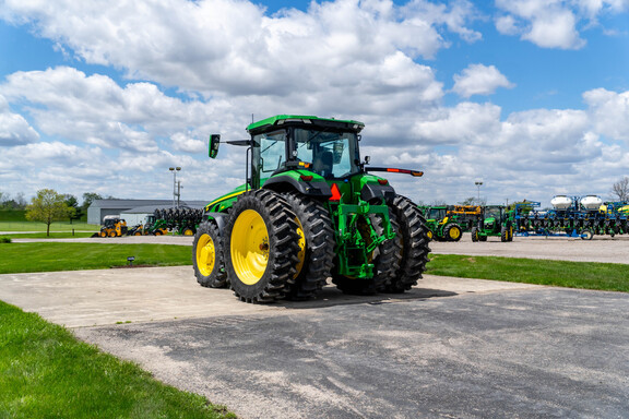 Used 2023 John Deere 8R 250 Row Crop Tractors at Koenig Equipment in Anna, OH - Photo2