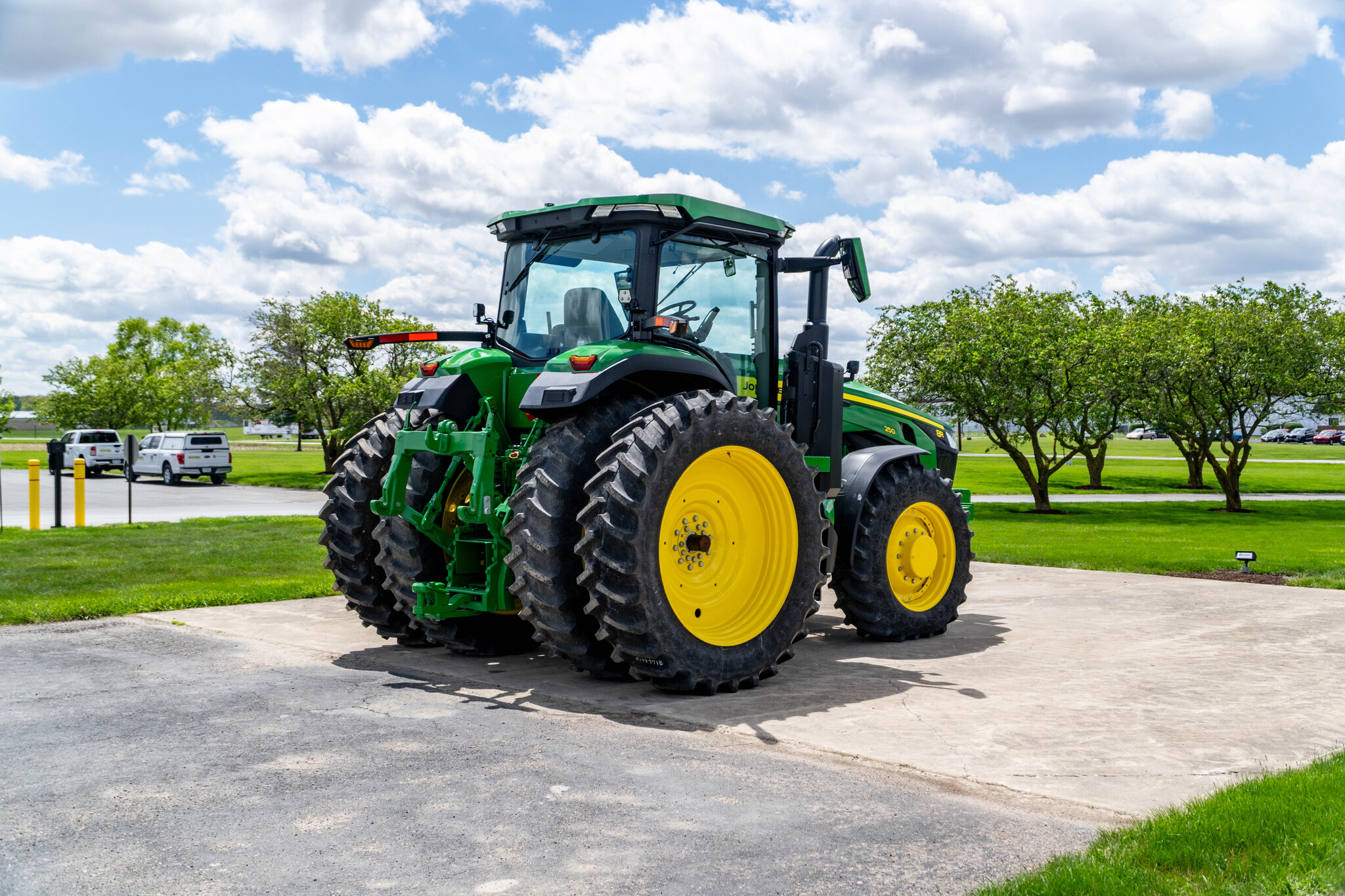 Used 2023 John Deere 8R 250 Row Crop Tractors at Koenig Equipment in Anna, OH - PhotoXL4