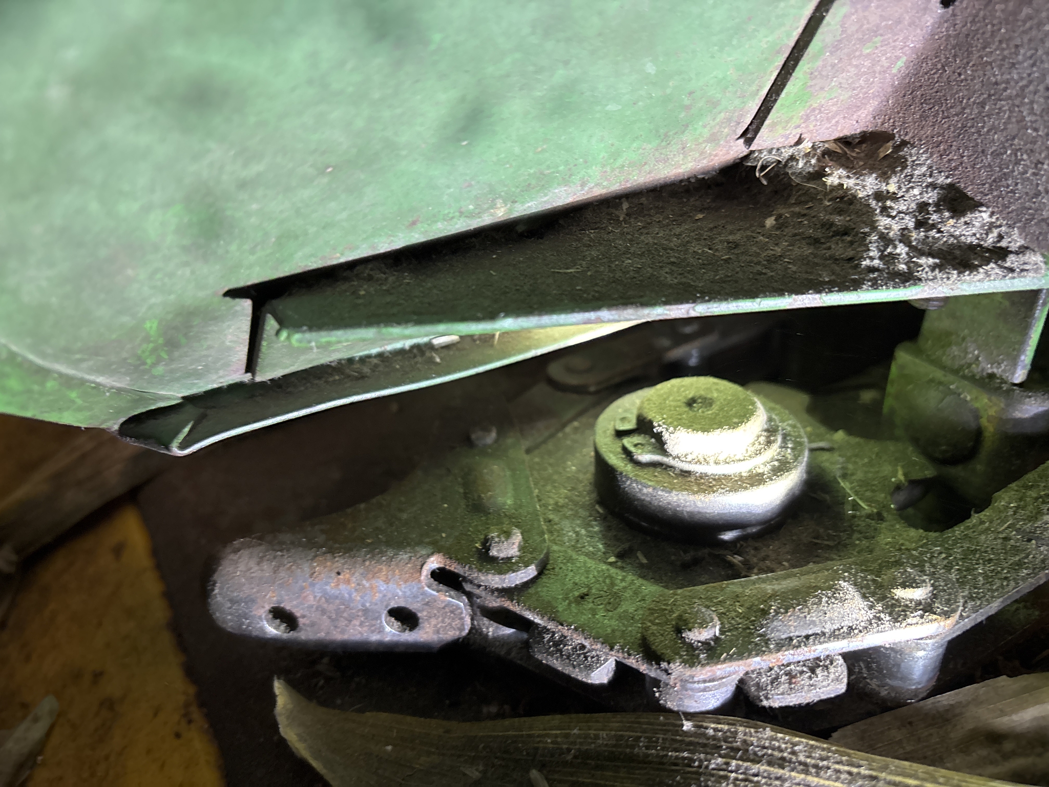 Used -- John Deere 444 Corn and Row Crop headers at Koenig Equipment in Anna, OH - PhotoXL10