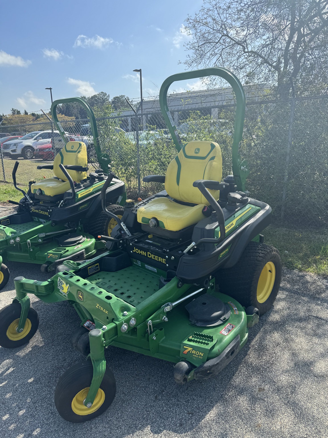 2023 John Deere Z950M Image 1