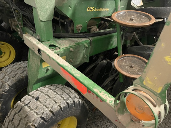 Photo of 2009 John Deere 1990