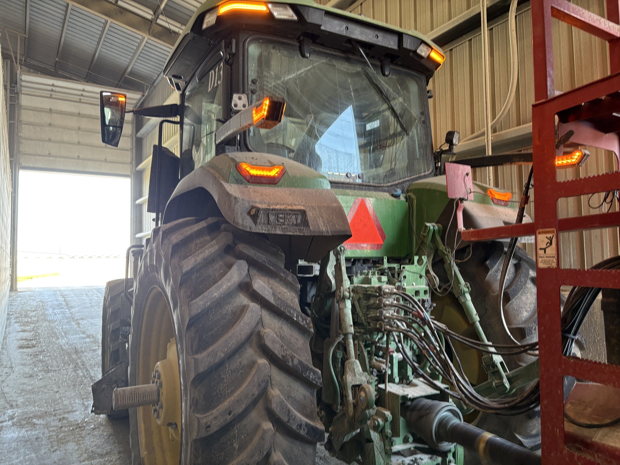 2023 John Deere 7R 270 Image 10