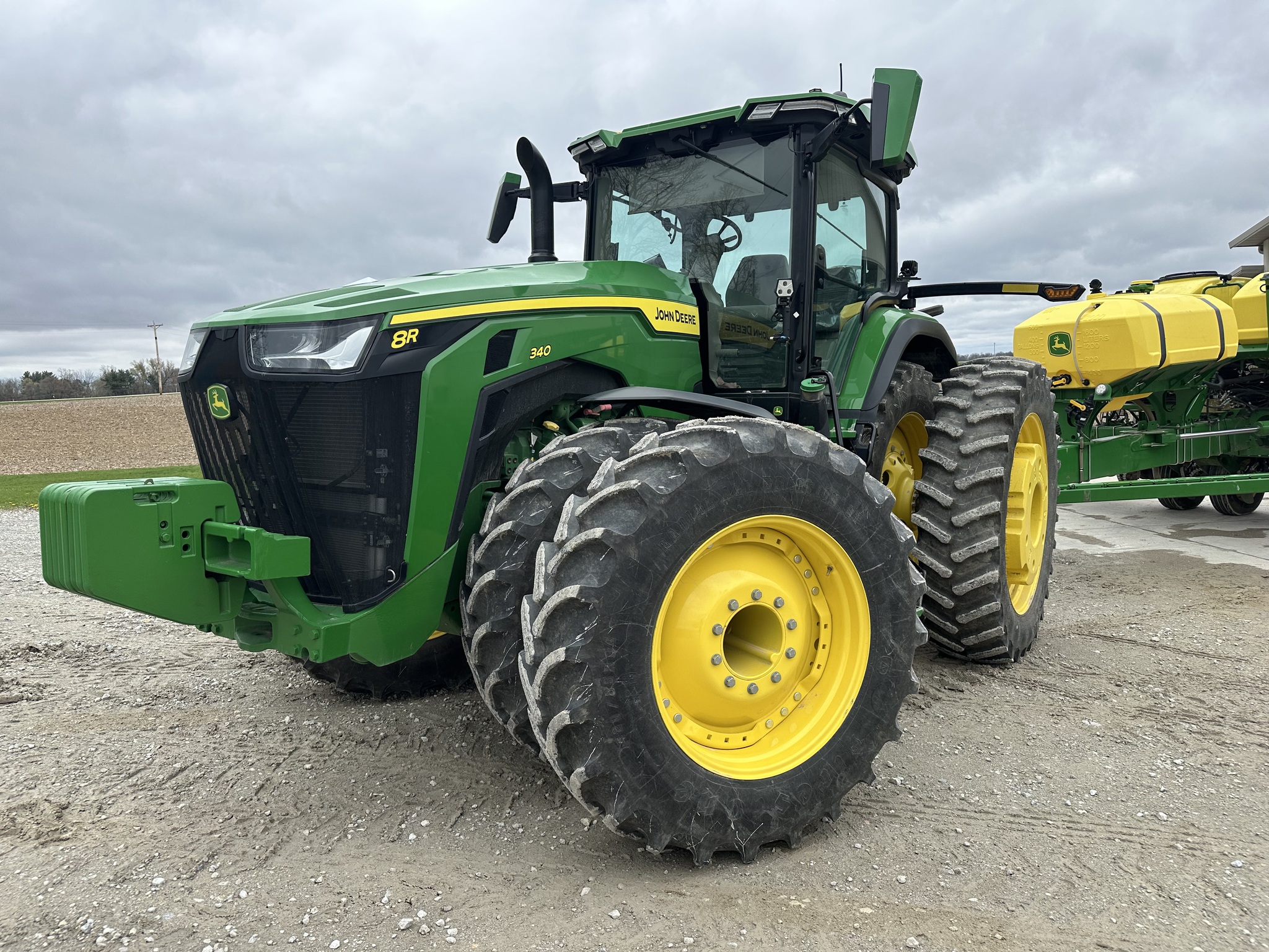 2024 John Deere 8R 340 Image 1