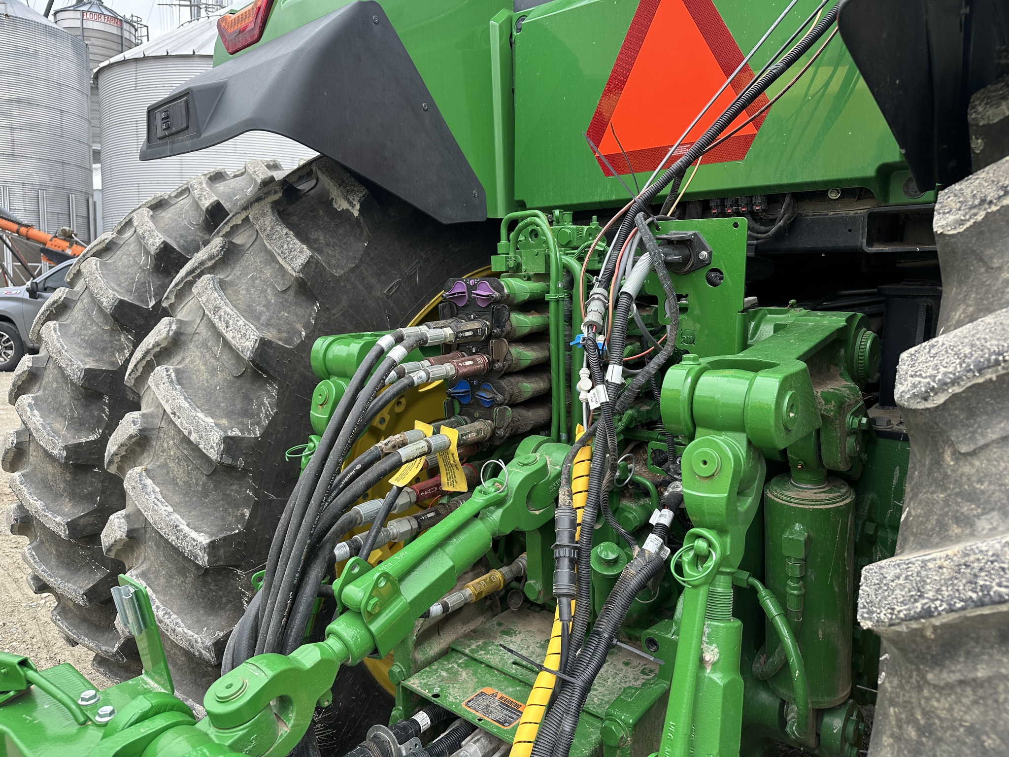 2024 John Deere 8R 340 Image 5